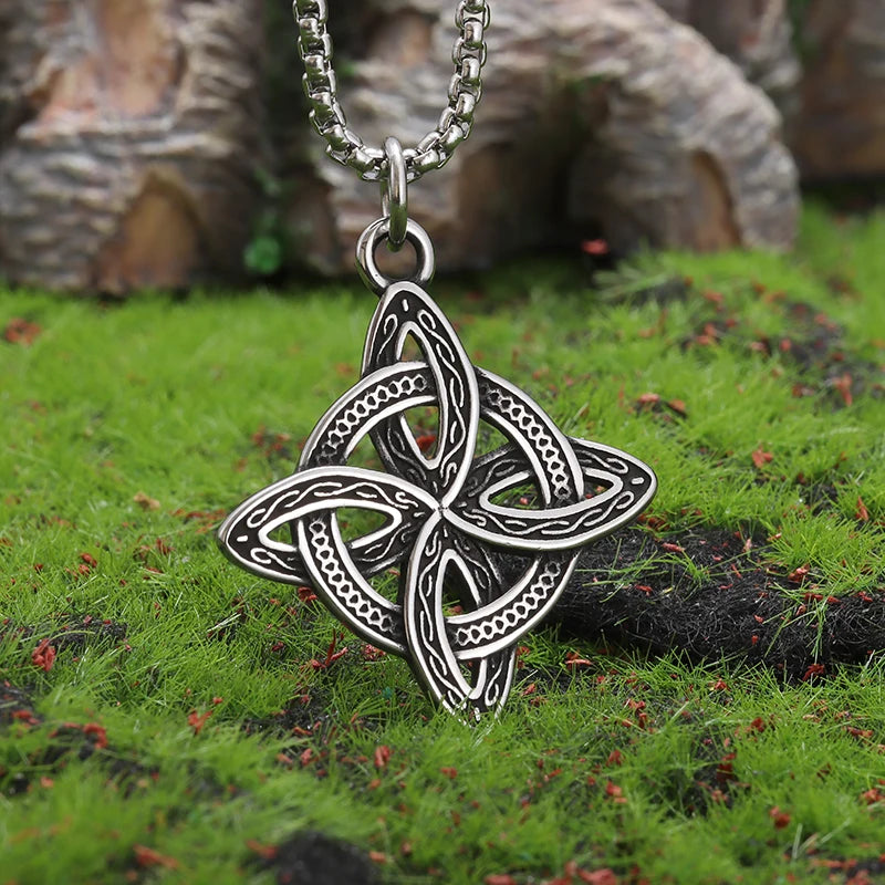 2pcs/set Irish Celtic Trinity Knot Necklace Witchcraft