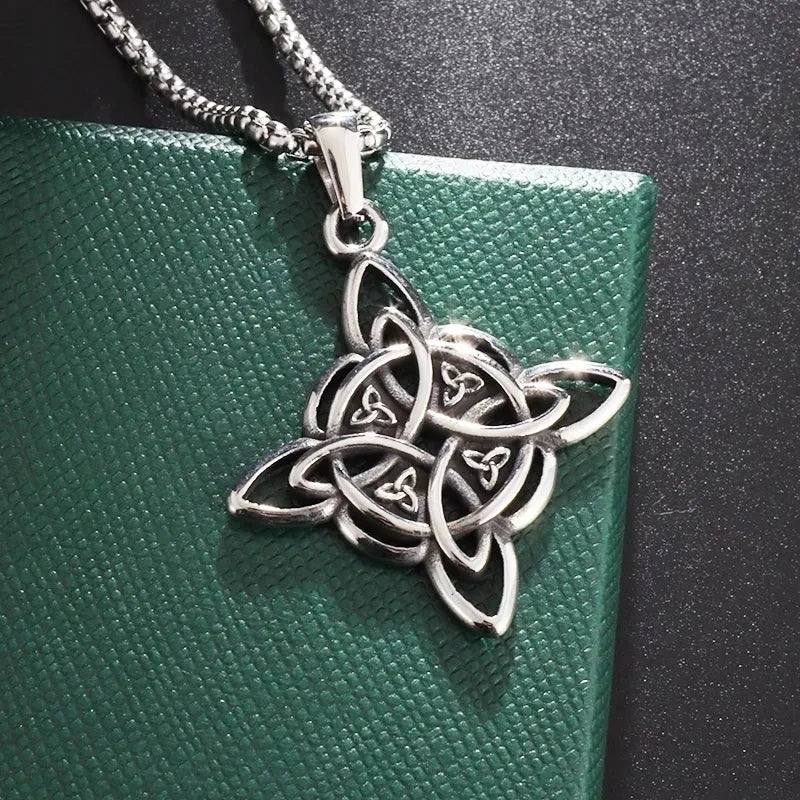 2pcs/set Irish Celtic Trinity Knot Necklace Witchcraft